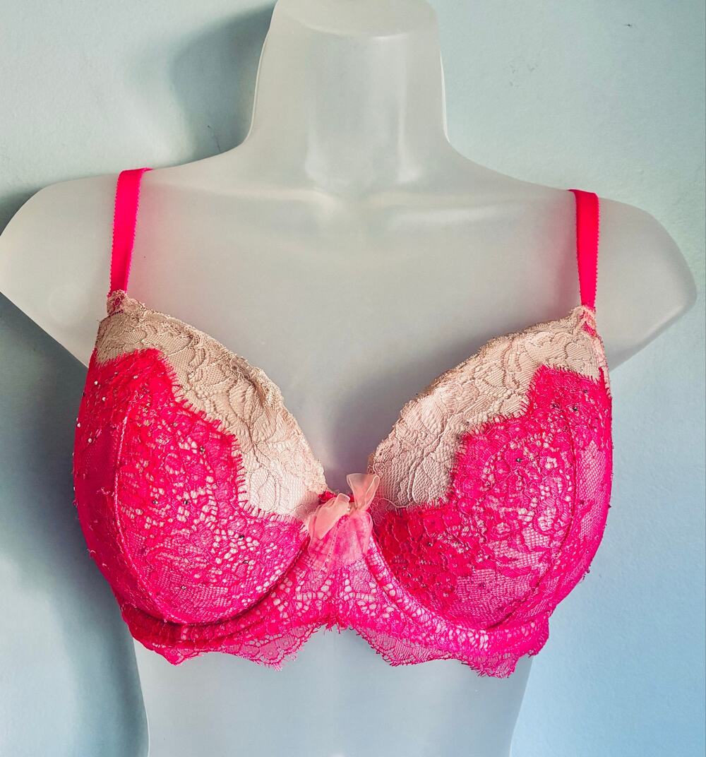 Victoria's Secret Dream Angels Demi Bra Pink Rhinestones 32DDD